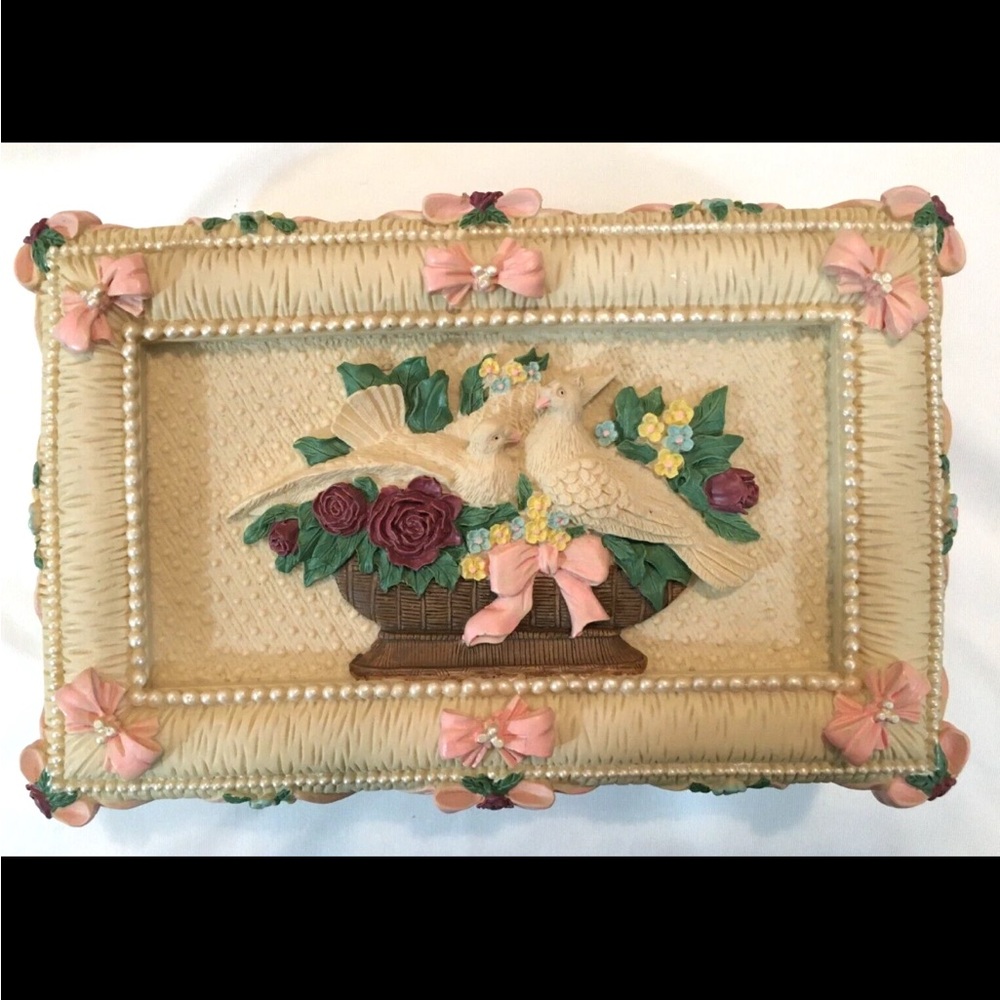 Vintage Ornate Cast Resin Jewelry Box with Doves, Flowers, & Beadwork - Picture 6 of 11